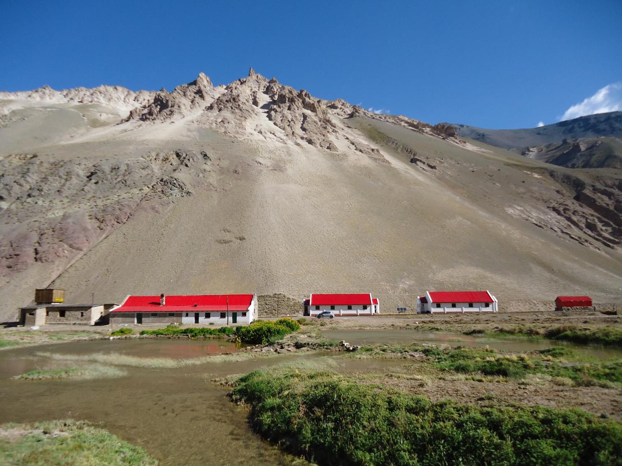 Hospedaje Lenas Del Tolosa Las Cuevas  Exterior foto